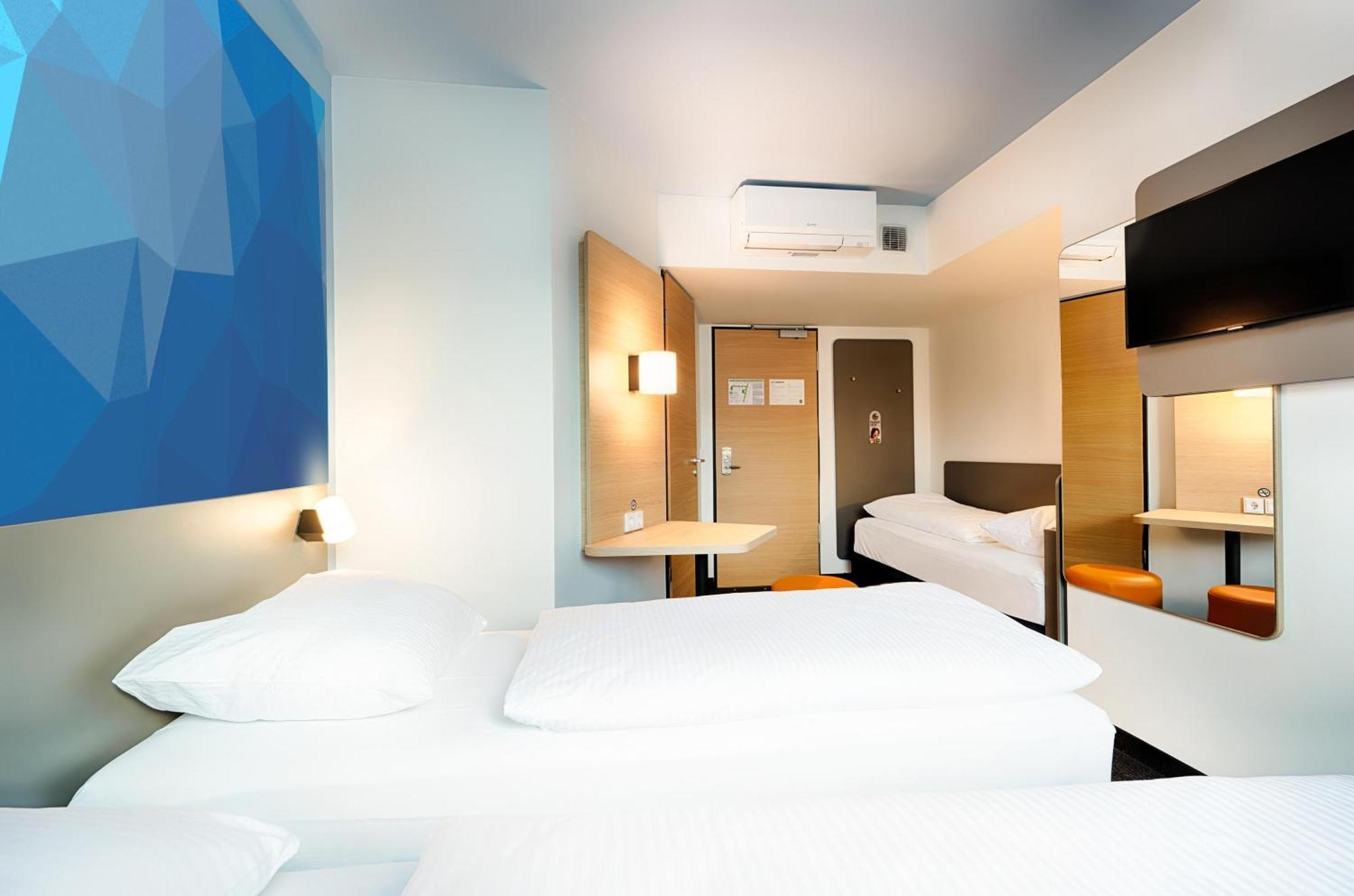 B&B Hotel Stuttgart-Vaihingen Экстерьер фото