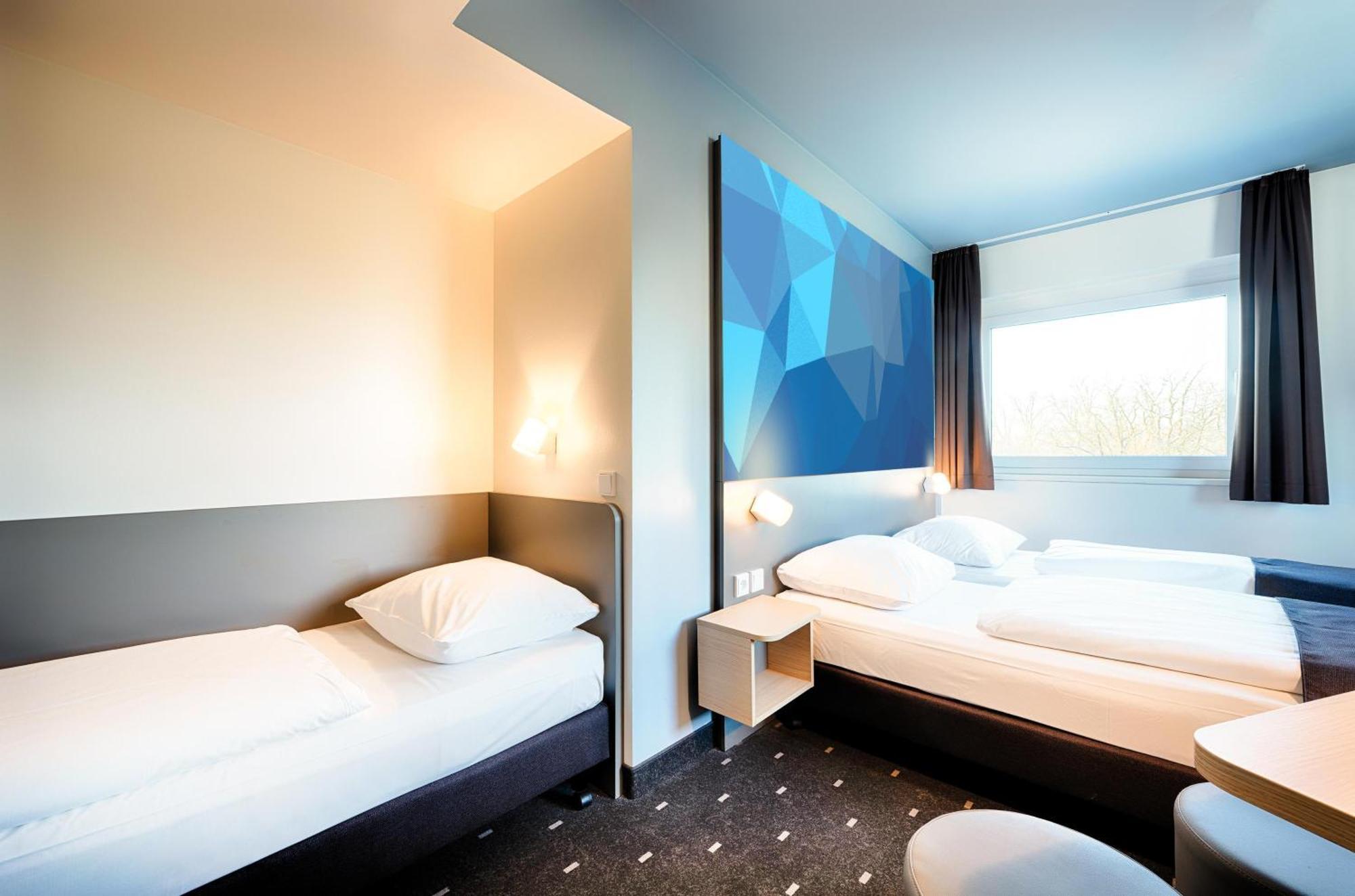 B&B Hotel Stuttgart-Vaihingen Экстерьер фото