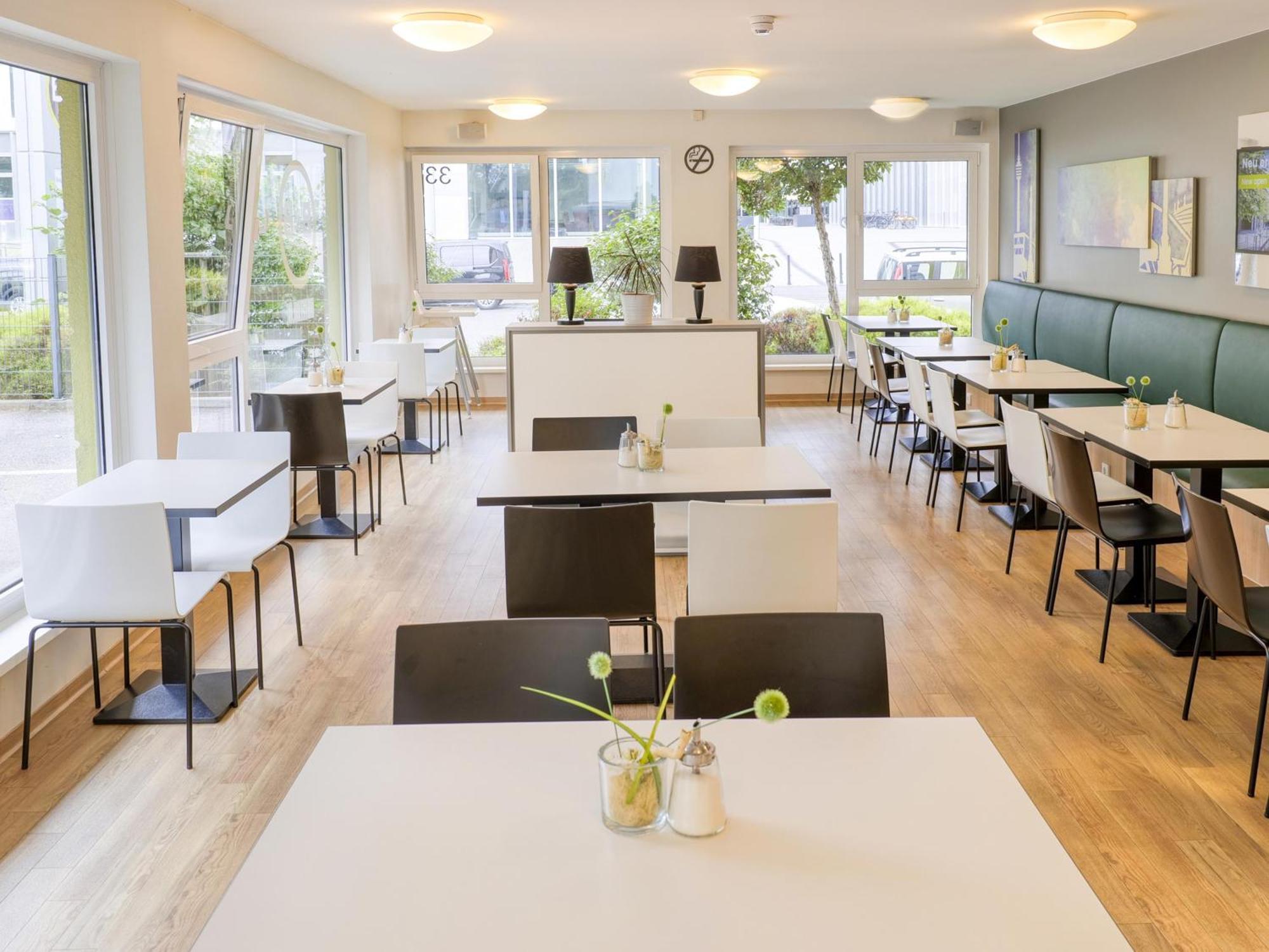 B&B Hotel Stuttgart-Vaihingen Экстерьер фото