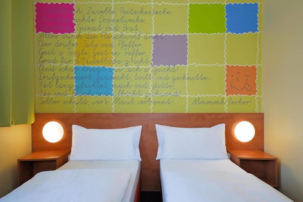 B&B Hotel Stuttgart-Vaihingen Экстерьер фото